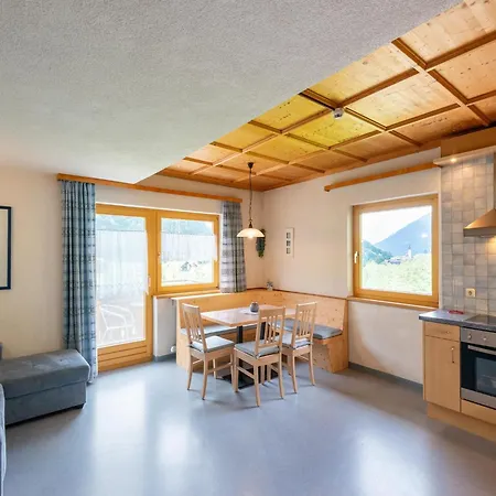 Magnificent Flat With Panoramic Views 加舒恩